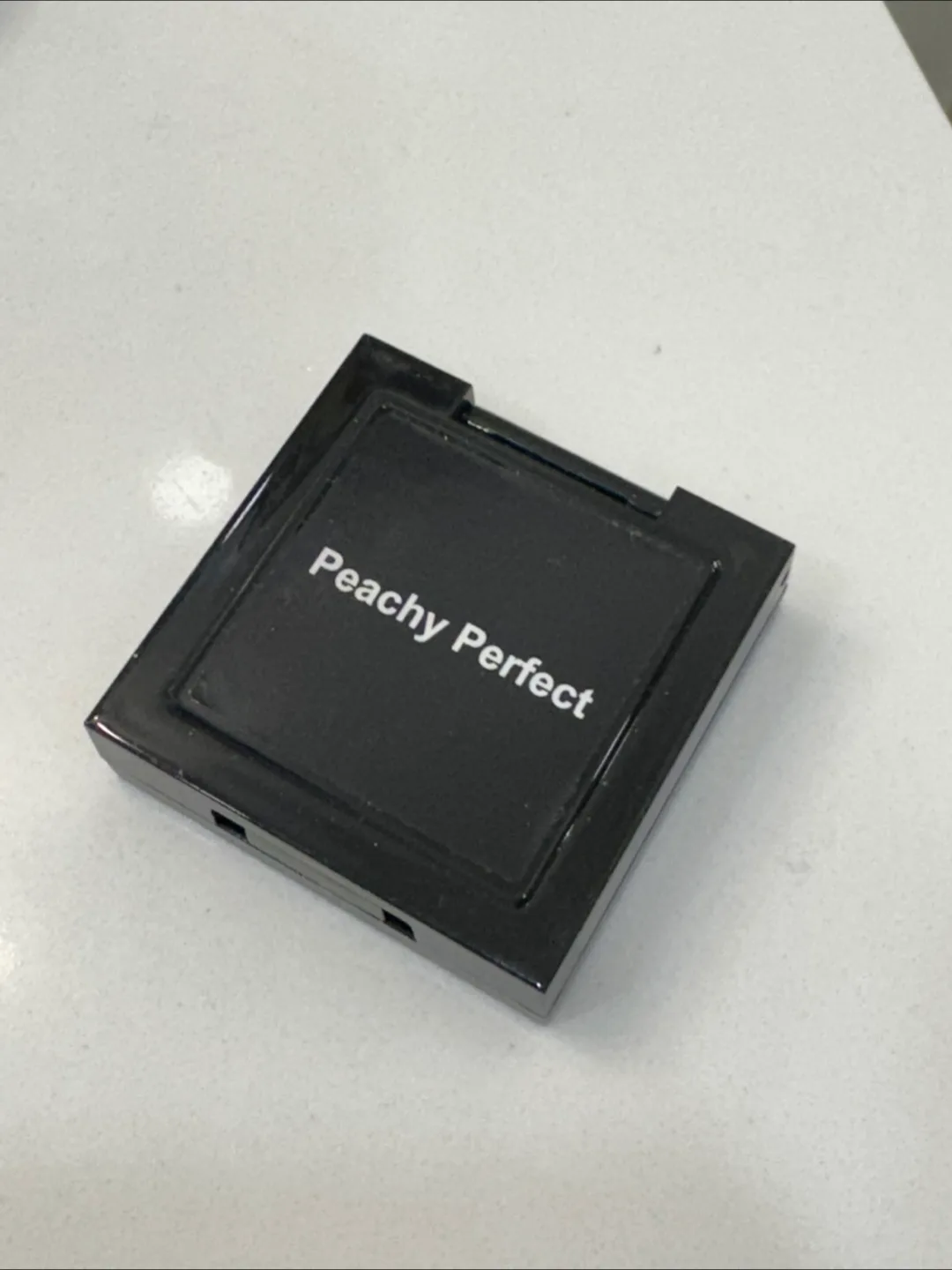 Violet Voss Peachy Perfect Blush image indicator(3)