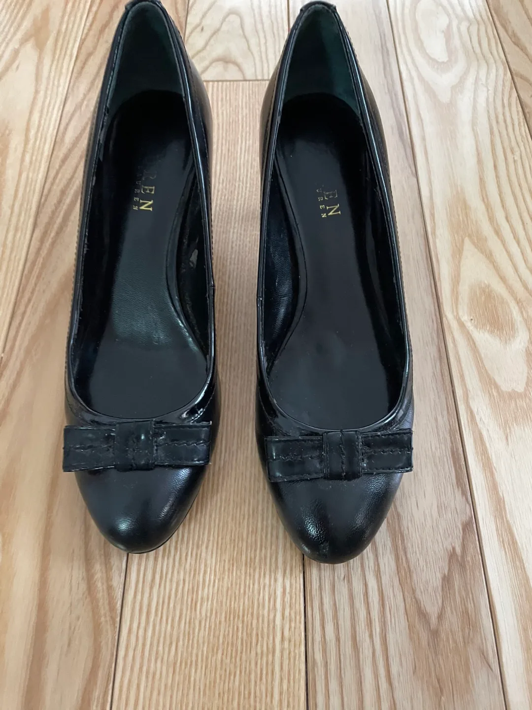 Lauren Ralph Lauren Black Bow Heels thumbnail