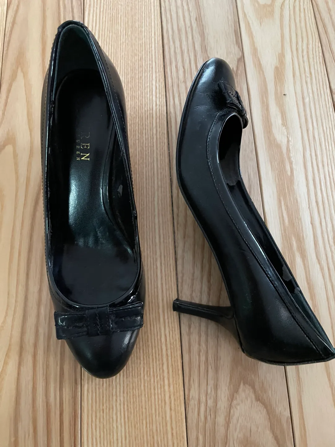 Lauren Ralph Lauren Black Bow Heels image indicator(3)