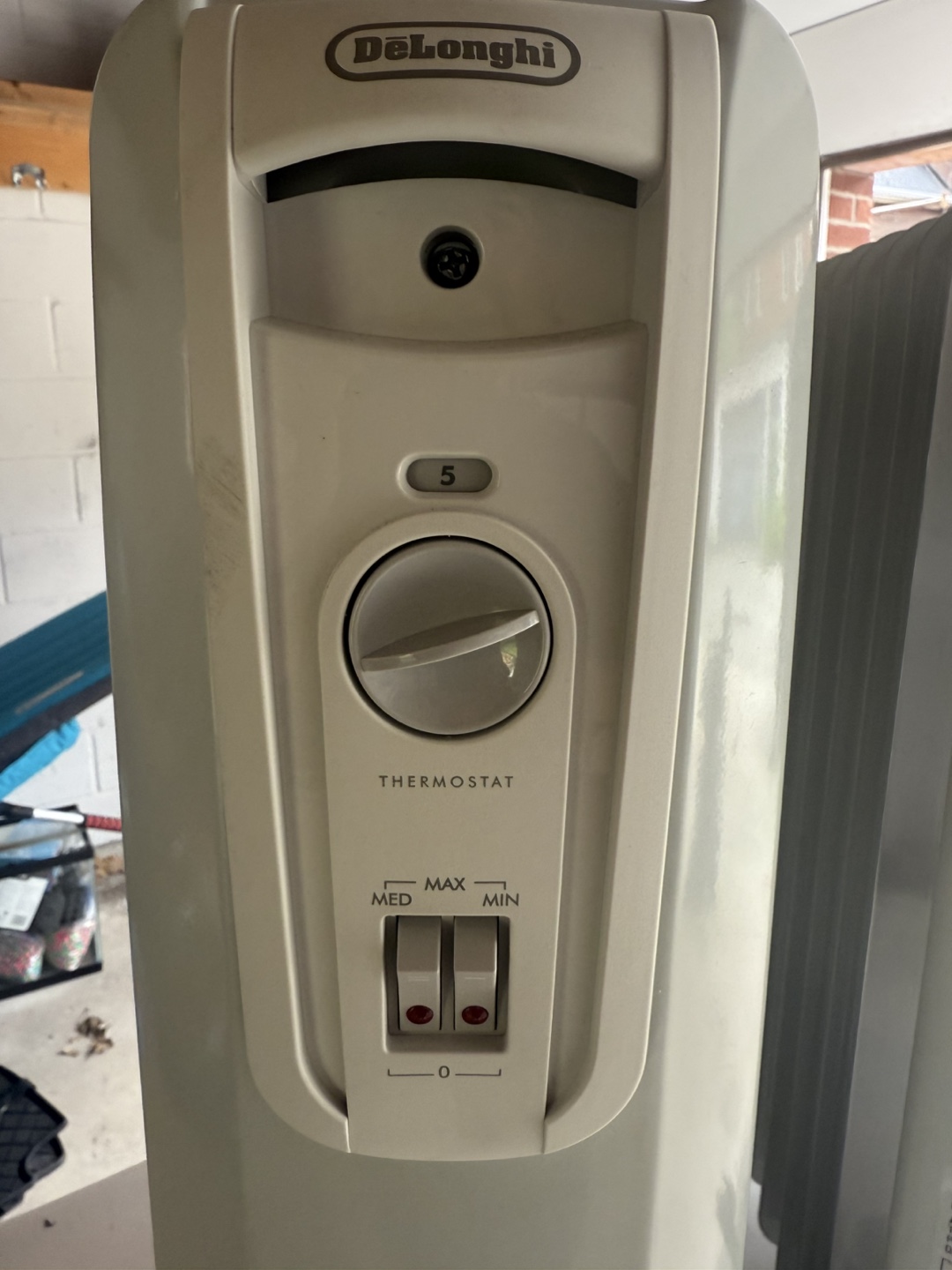 Pair of DeLonghi Oil-Filled Electric Radiators - photo 4