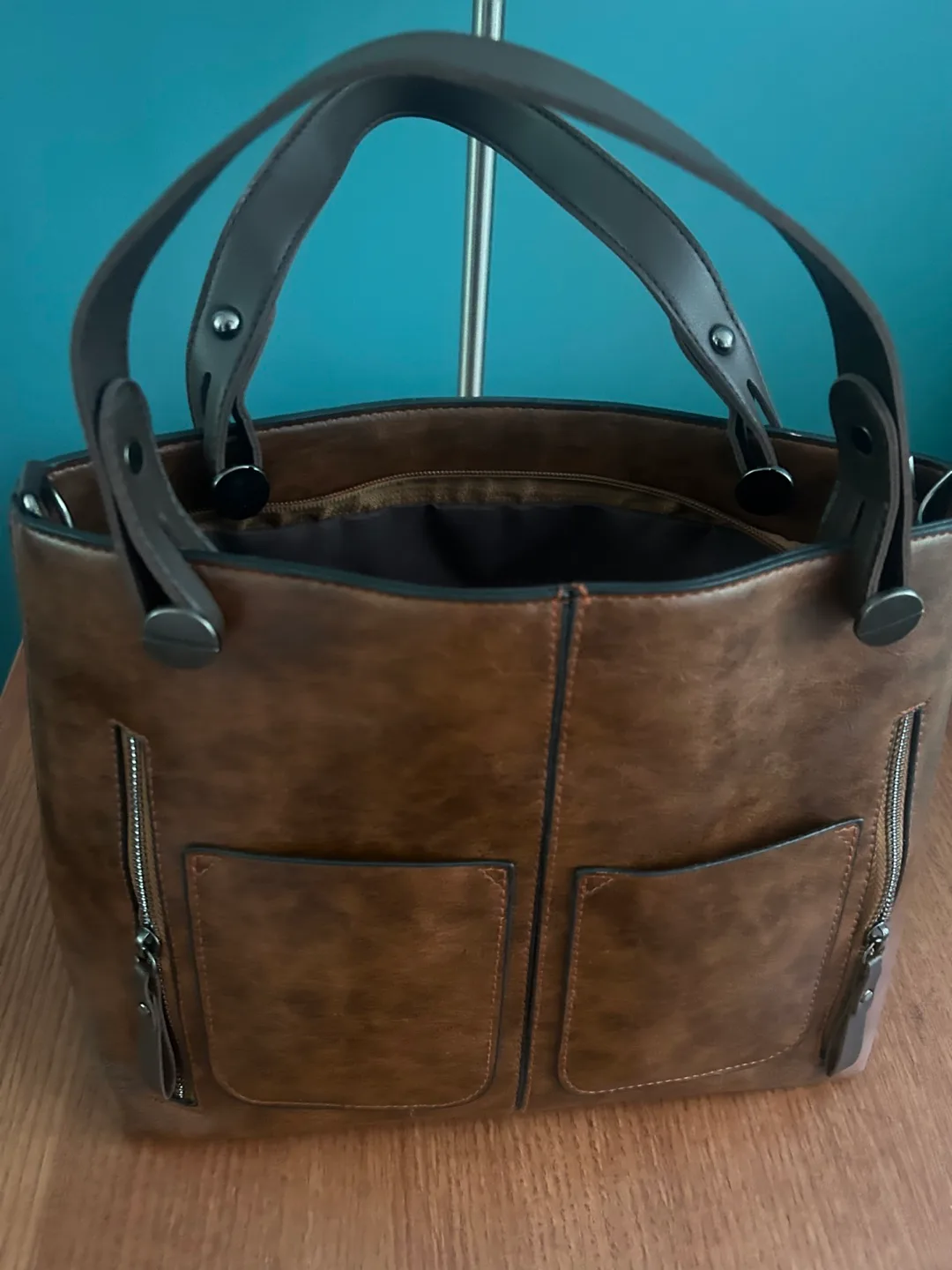 Brown Leather-look Tote Bag with Detachable Strap image indicator(2)