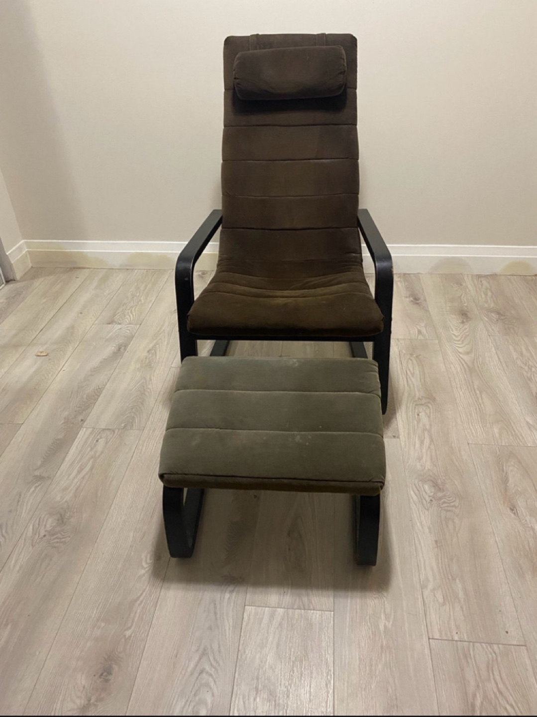 Relaxing Recliner Chair with Ottoman - photo 2