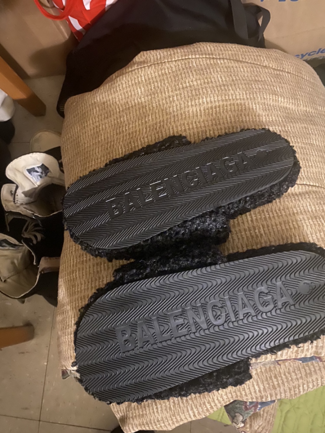 Balenciaga Black fur Slides 42 - photo 3