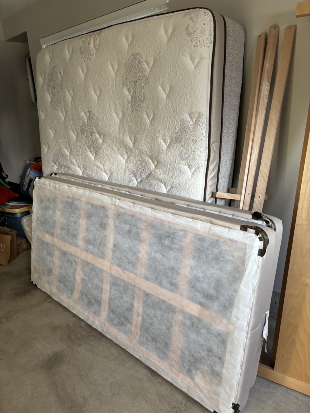 Queen Mattress and Platform Bed Frame Set - photo 2