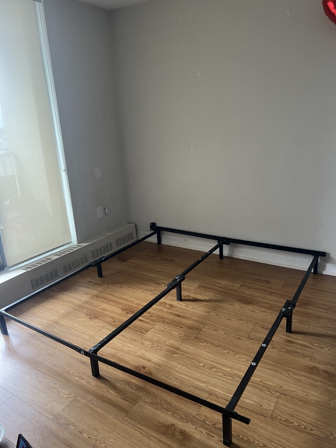 King Size Kingsdown Vogue Vegas Mattress & Frame