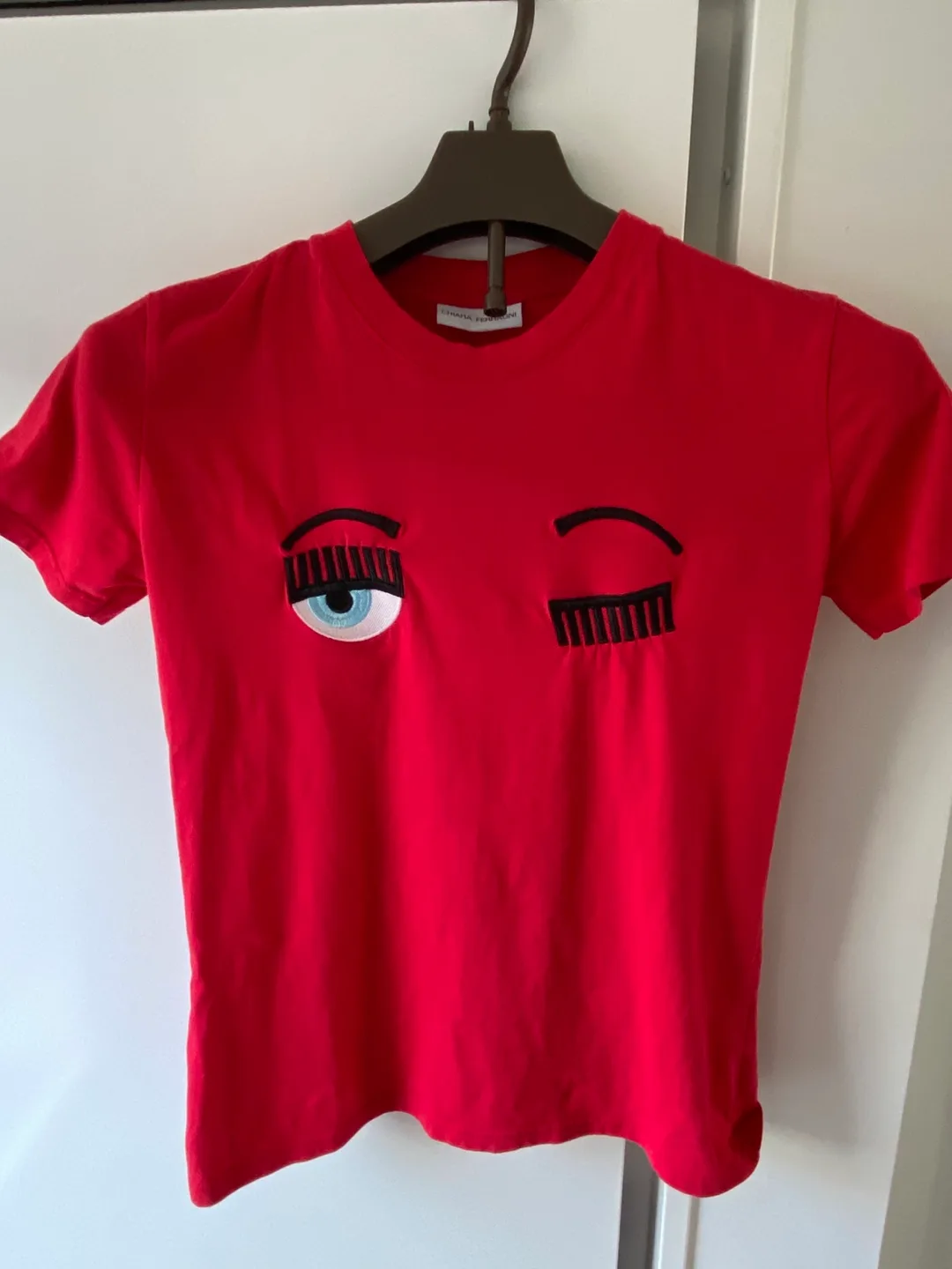 Chiara  Eyes T-Shirt (Red, Grey) thumbnail