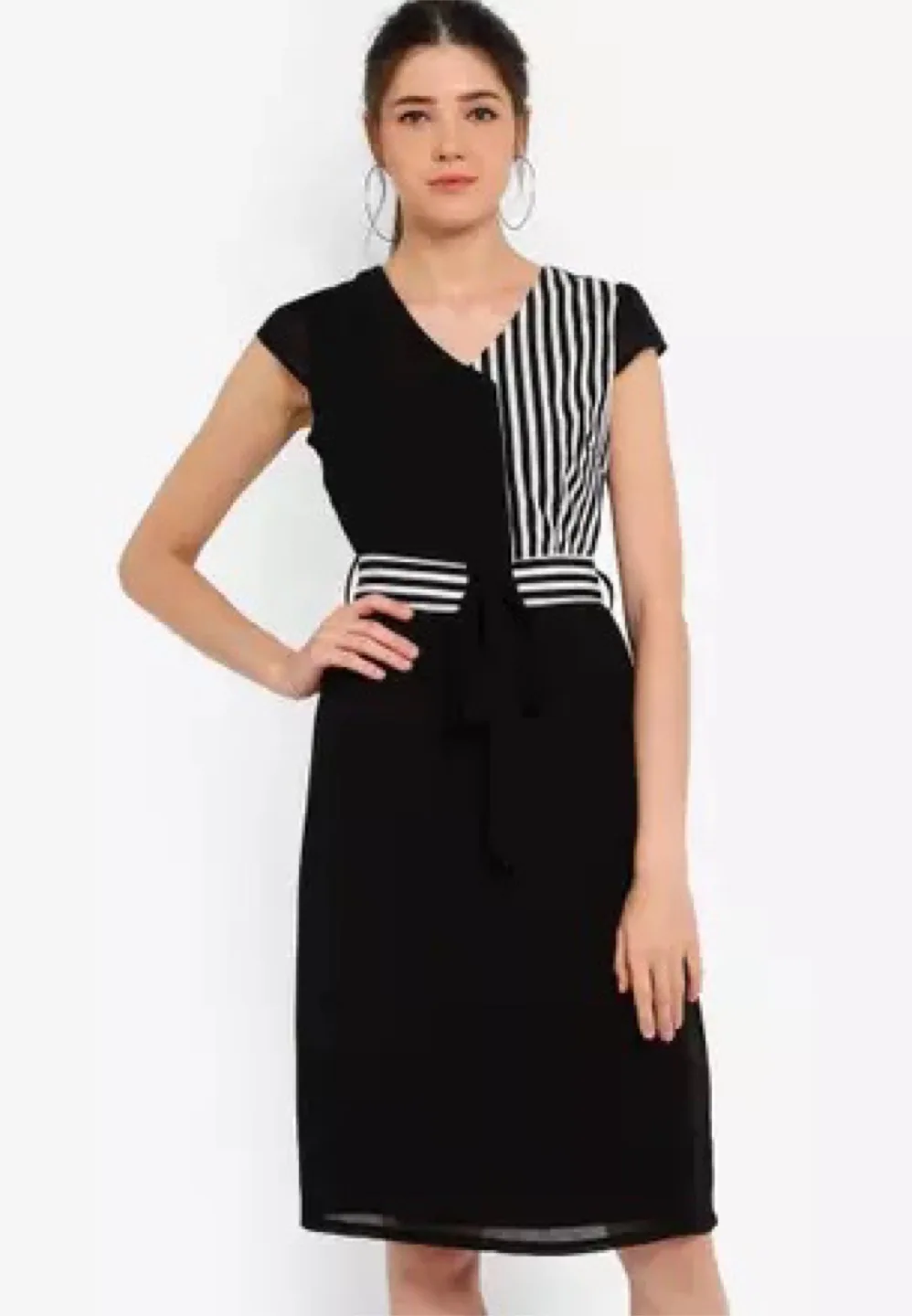 Dresses - XXS or XS thumbnail