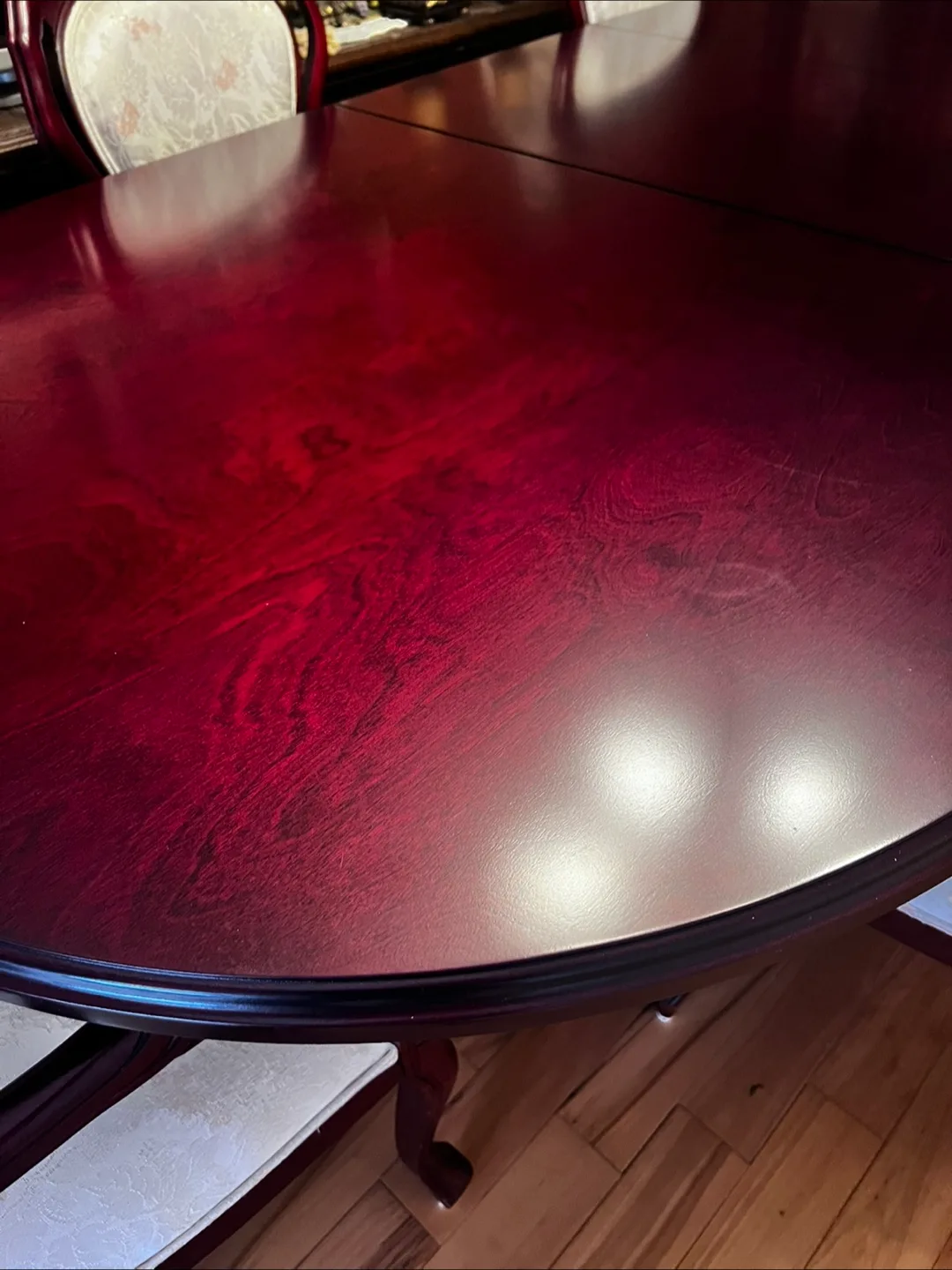 Elegant Cherry Wood Dining Set - 6 Chairs & Extendable Table image indicator(2)