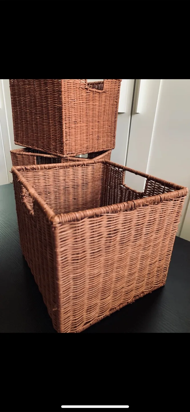 Set of 3 Sturdy Wired Woven Baskets image indicator(5)