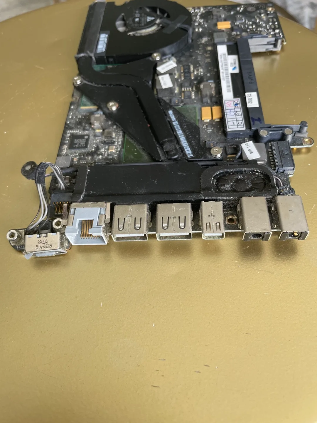 Apple MacBook Pro A1278 Logic Board image indicator(4)