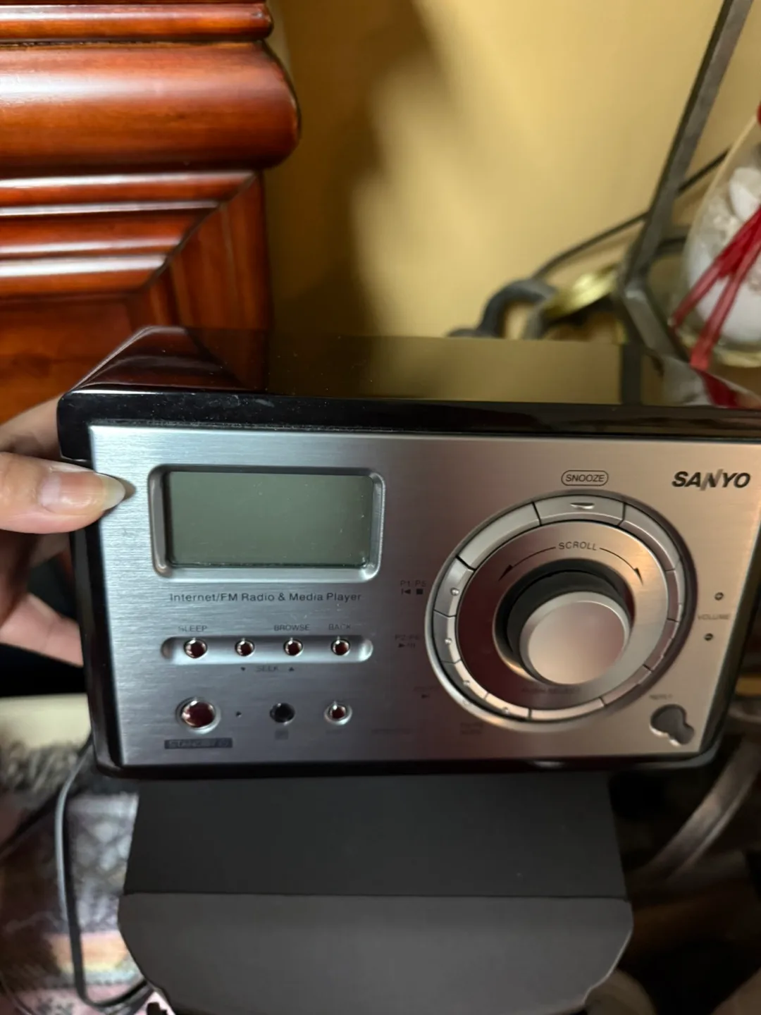 Sanyo Internet/FM Radio & Media Player thumbnail