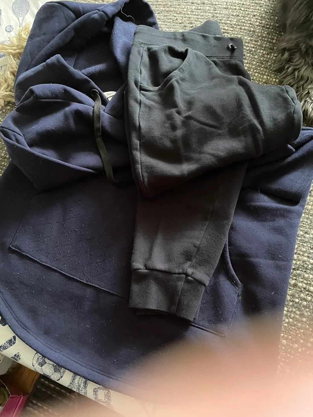 Z Avenue US Size Large Navy Blue Hoodie and Black Joggers Set image indicator(3)