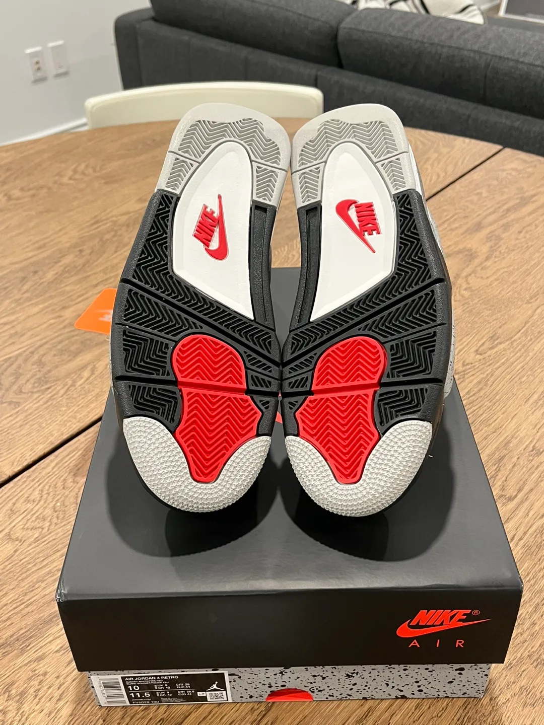 Jordan 4 White Cement Size 10 image indicator(6)