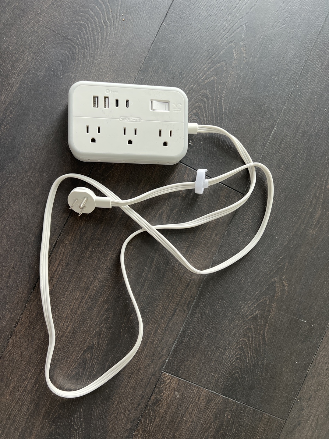 Power Strip (6 plug, 2 USB, 2 USB-C)