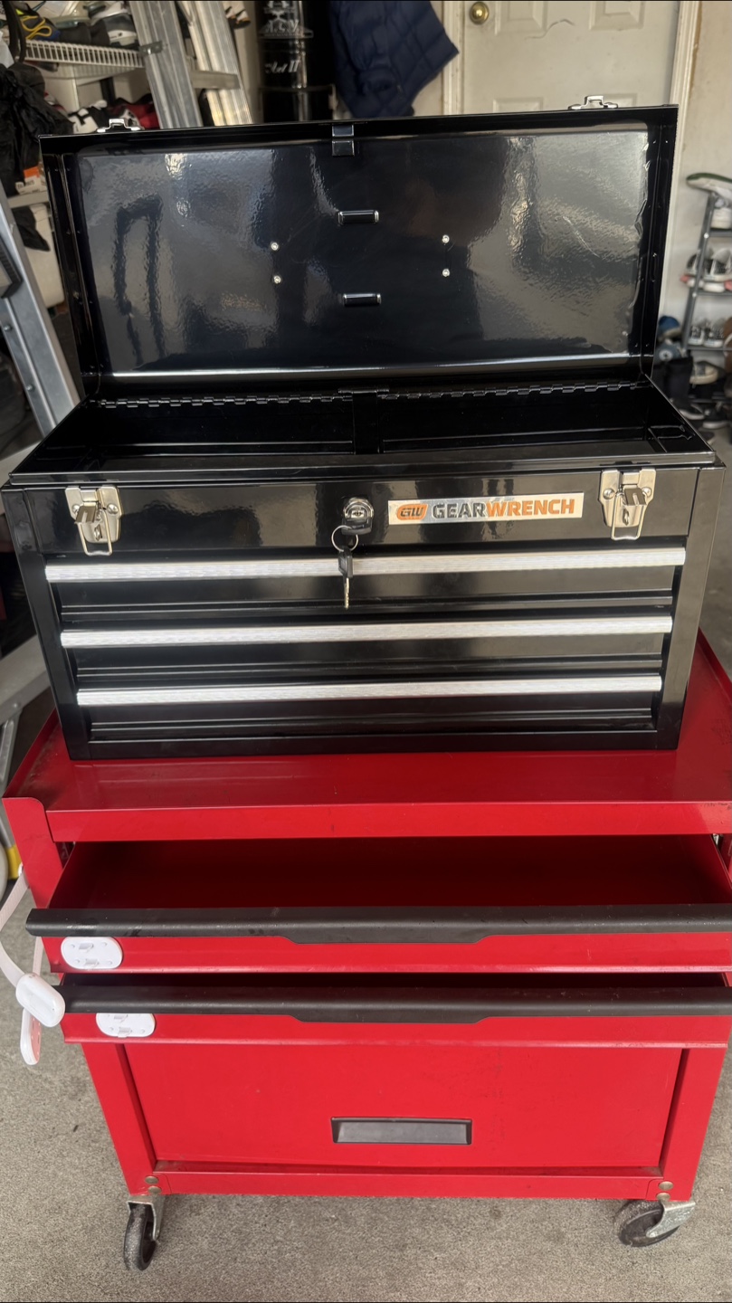 Gearwrench 3-Drawer Tool Box with Rolling Cart