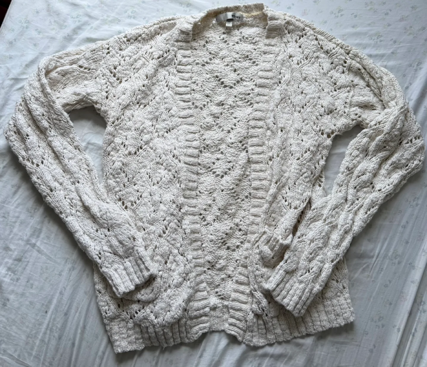Cream-coloured crochet Knit Cardigan - Size Large thumbnail