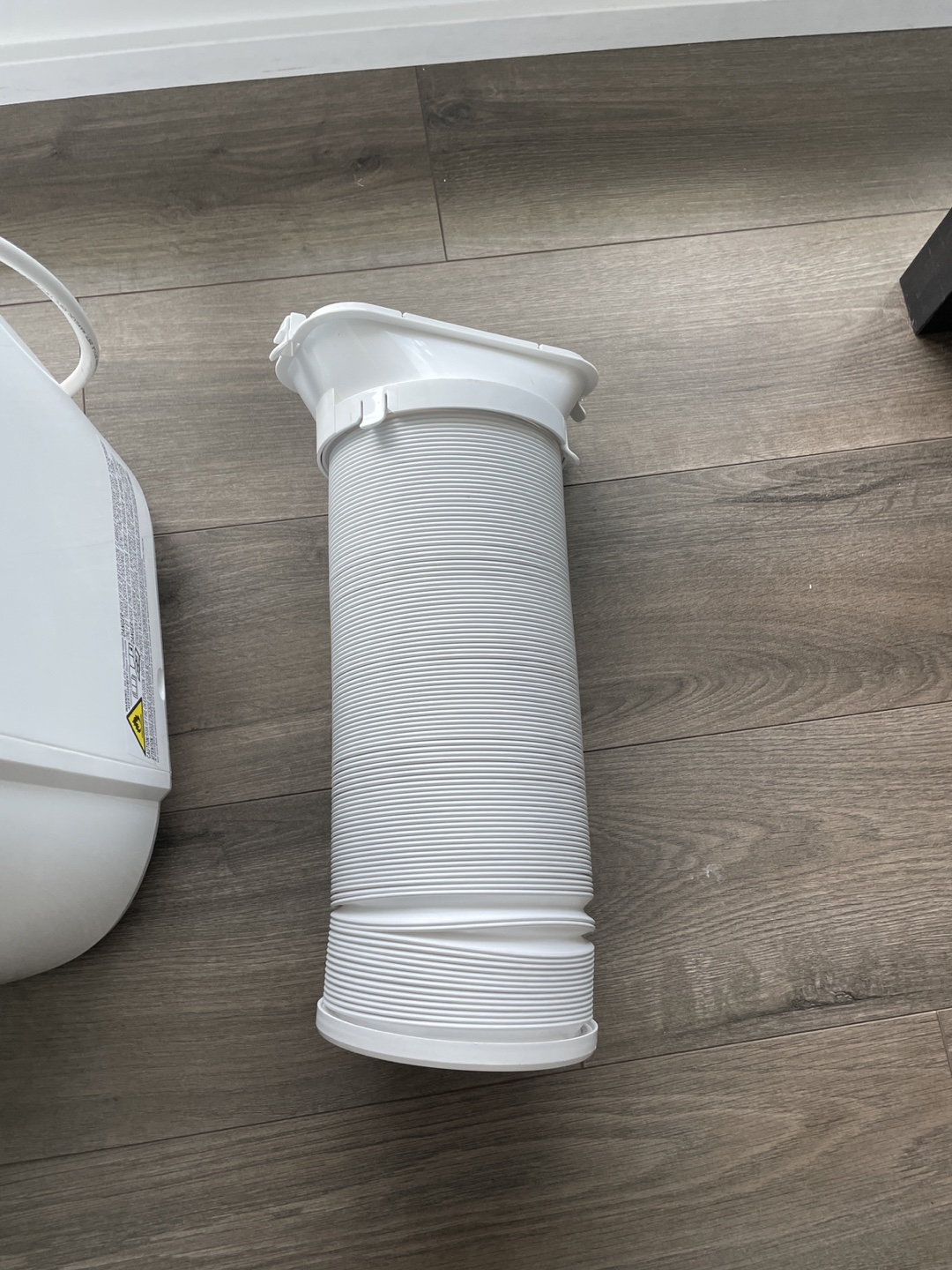 Toshiba Portable Air Conditioner with Remote - photo 3