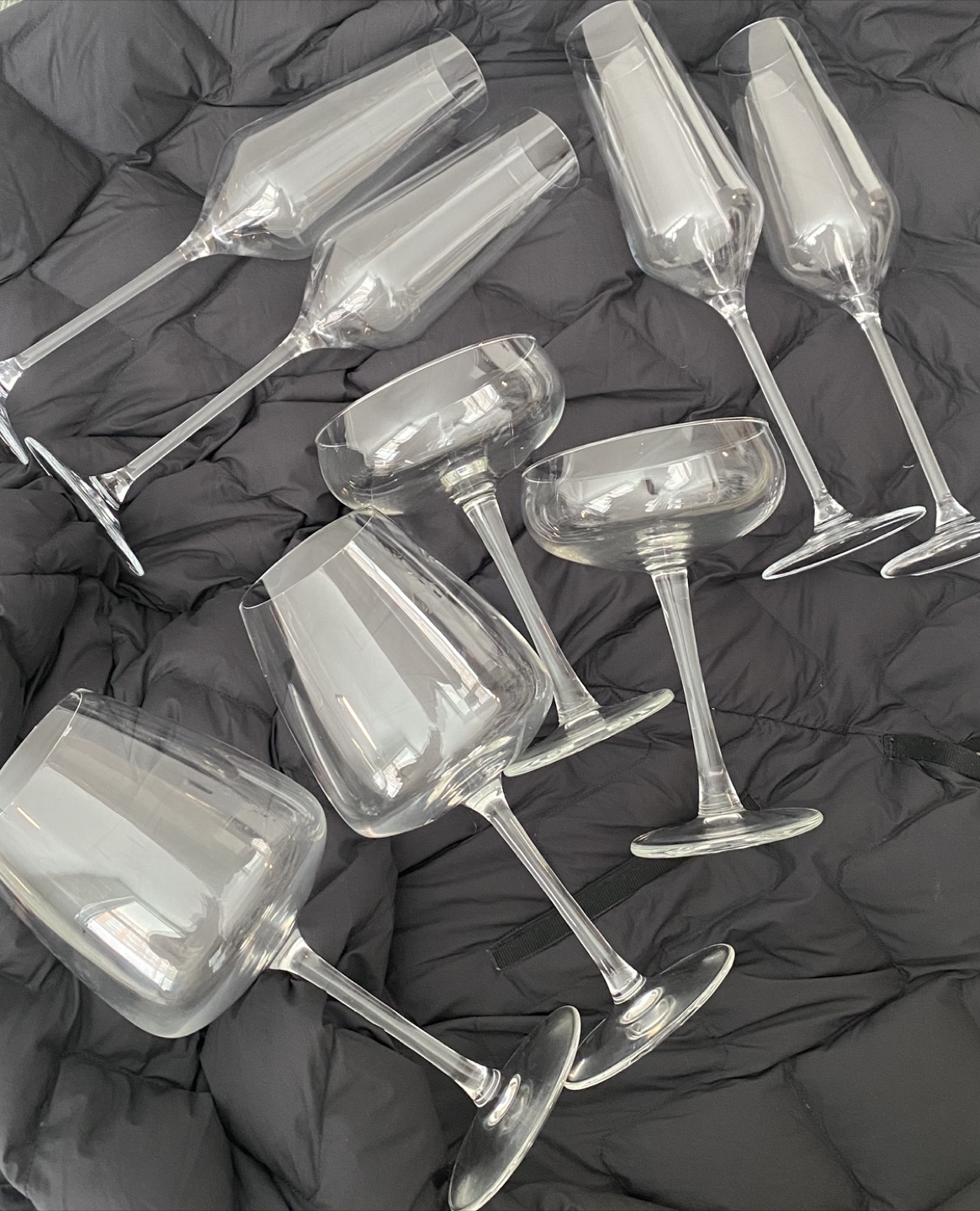 Set of 8 Crystal Wine Glasses