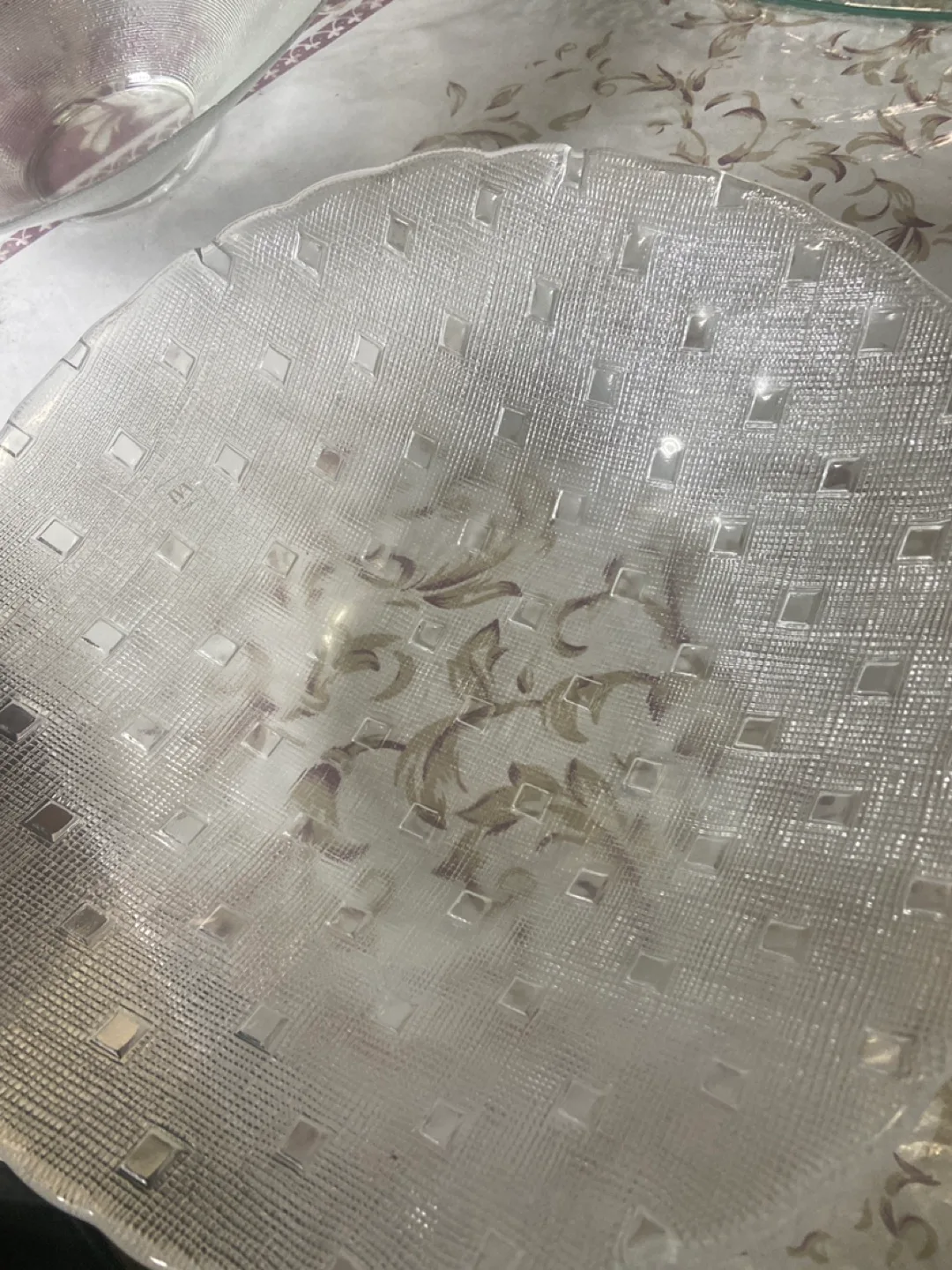 Glass salad bowls and  glass snack trays image indicator(2)