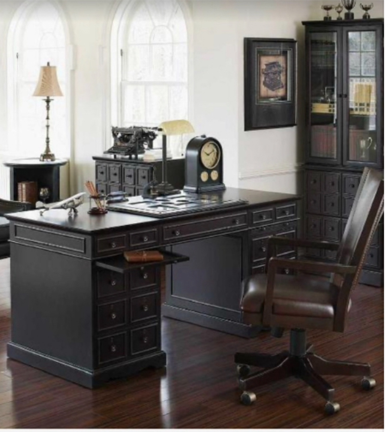 Bombay Stanton Desk