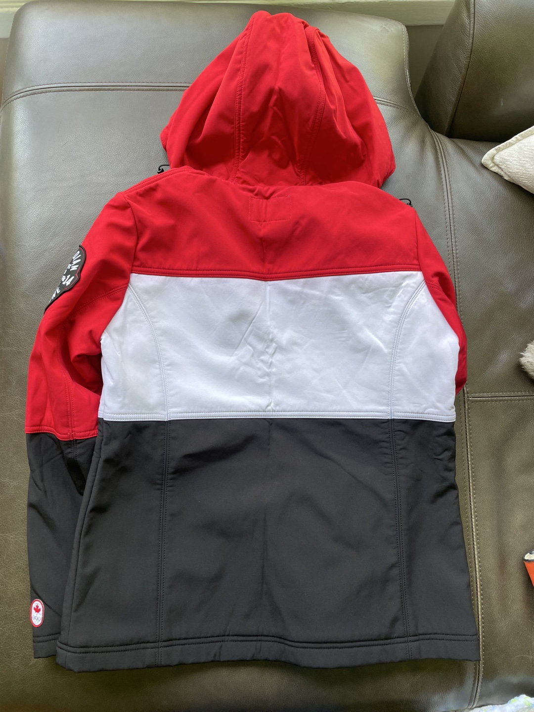 Women’s Hudson’s Bay Olympic Softshell Jacket - Medium - photo 2