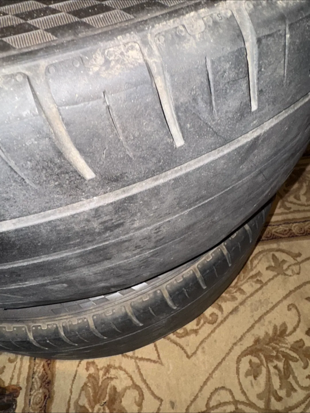 Ferrrada FR2 20 inch rims and tires image indicator(3)