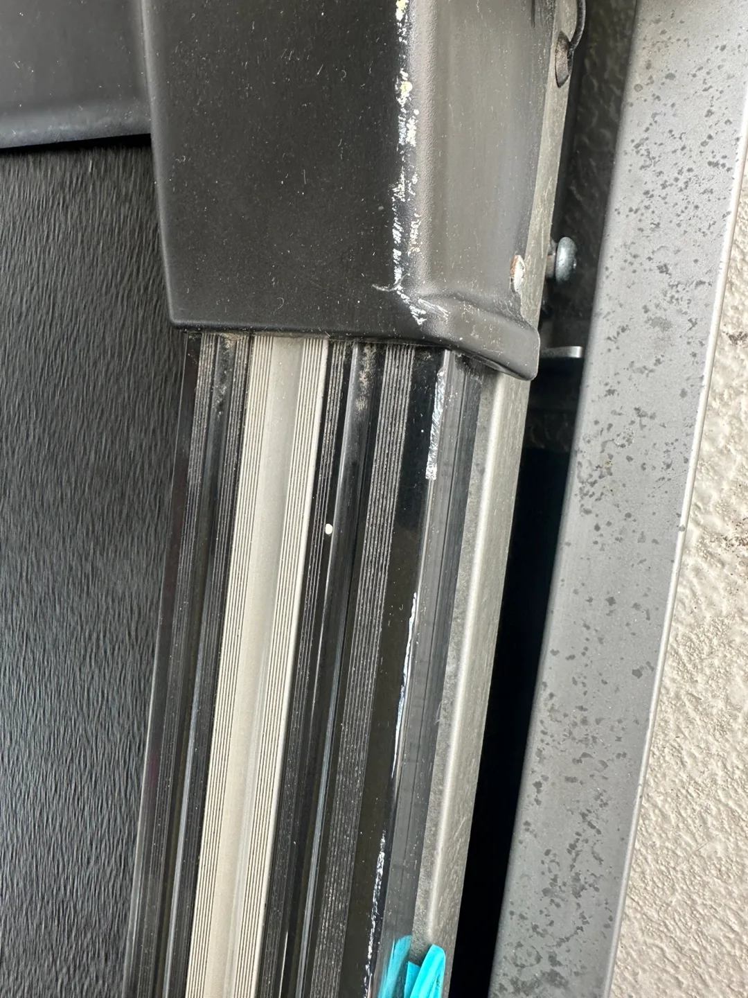 SereneLife Electric Folding Treadmill (serious inquiries only) image indicator(6)