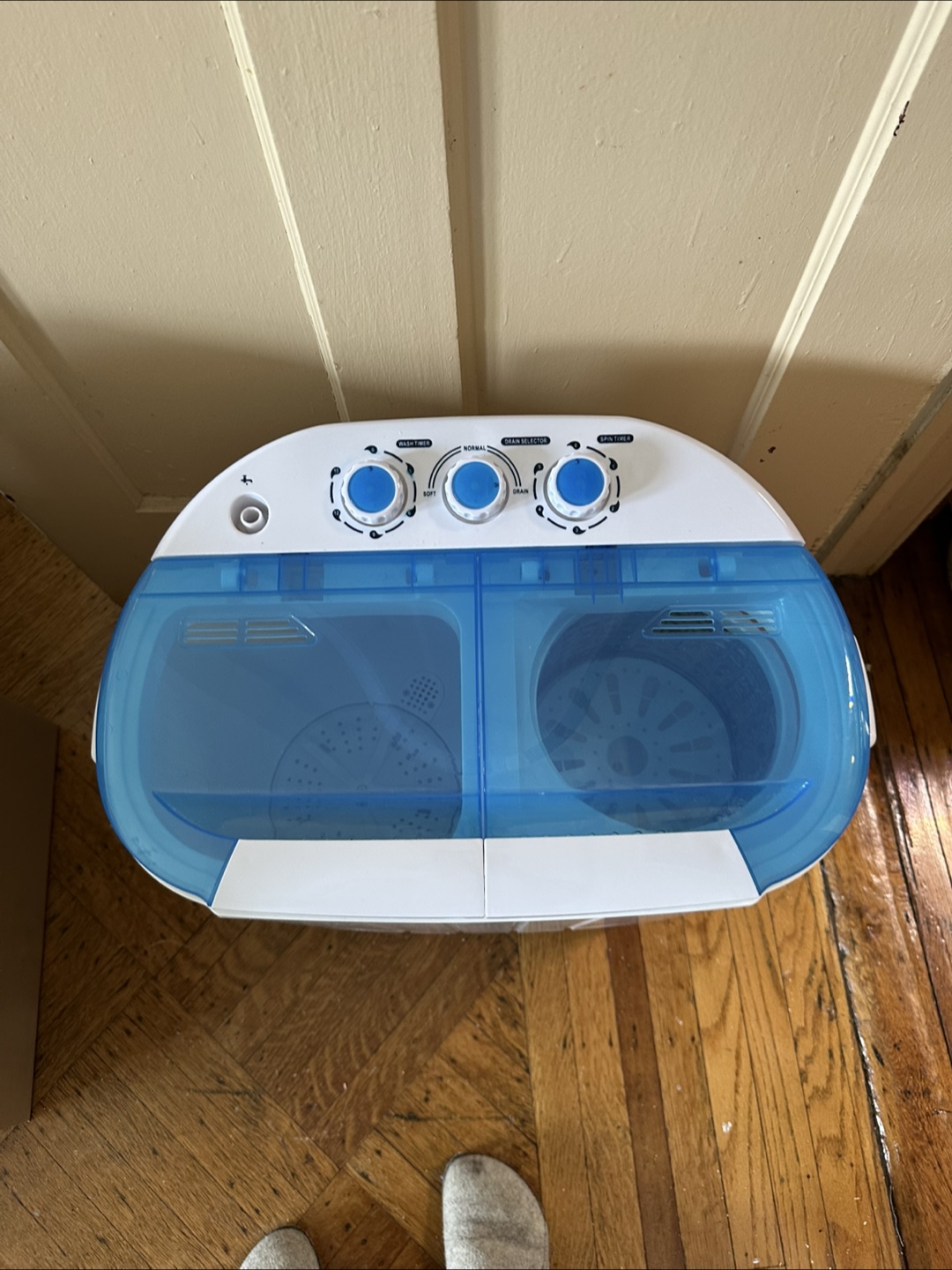 AC, countertop dishwasher, and portable washing machine - photo 2