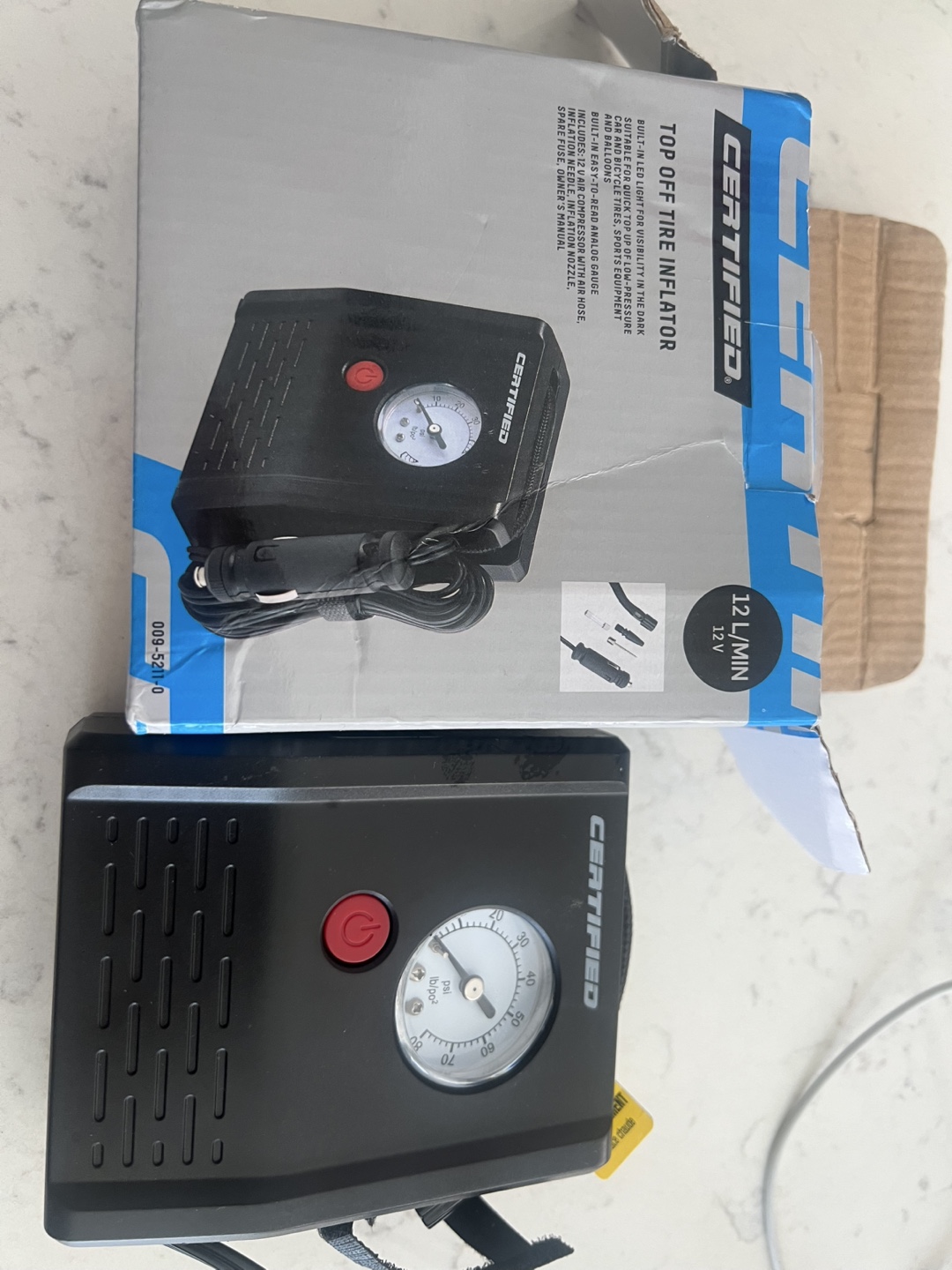 Certified 12V Portable Tyre Inflator