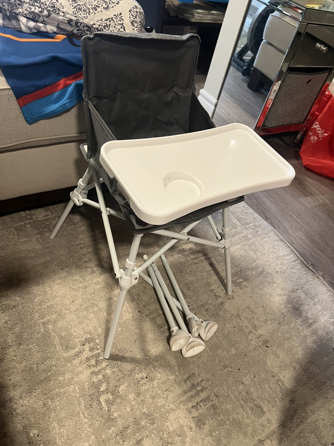 Regalo My Little Sit-Me-Up Portable High Chair - photo 4