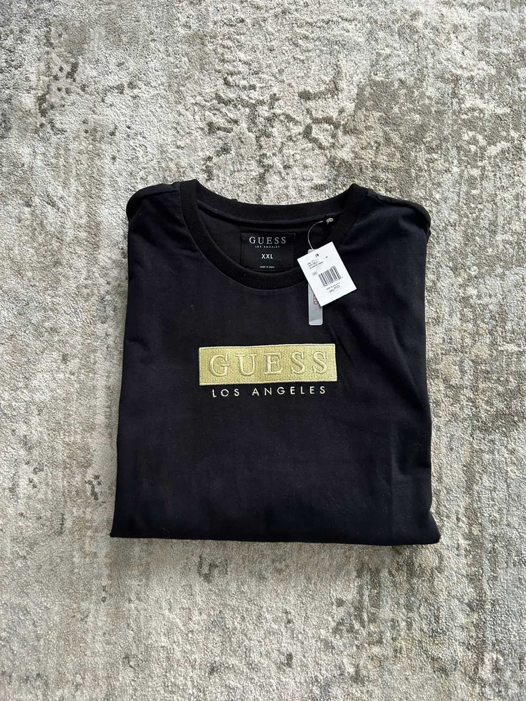 Men’s GUESS T-Shirt sz XXL - BNWT thumbnail