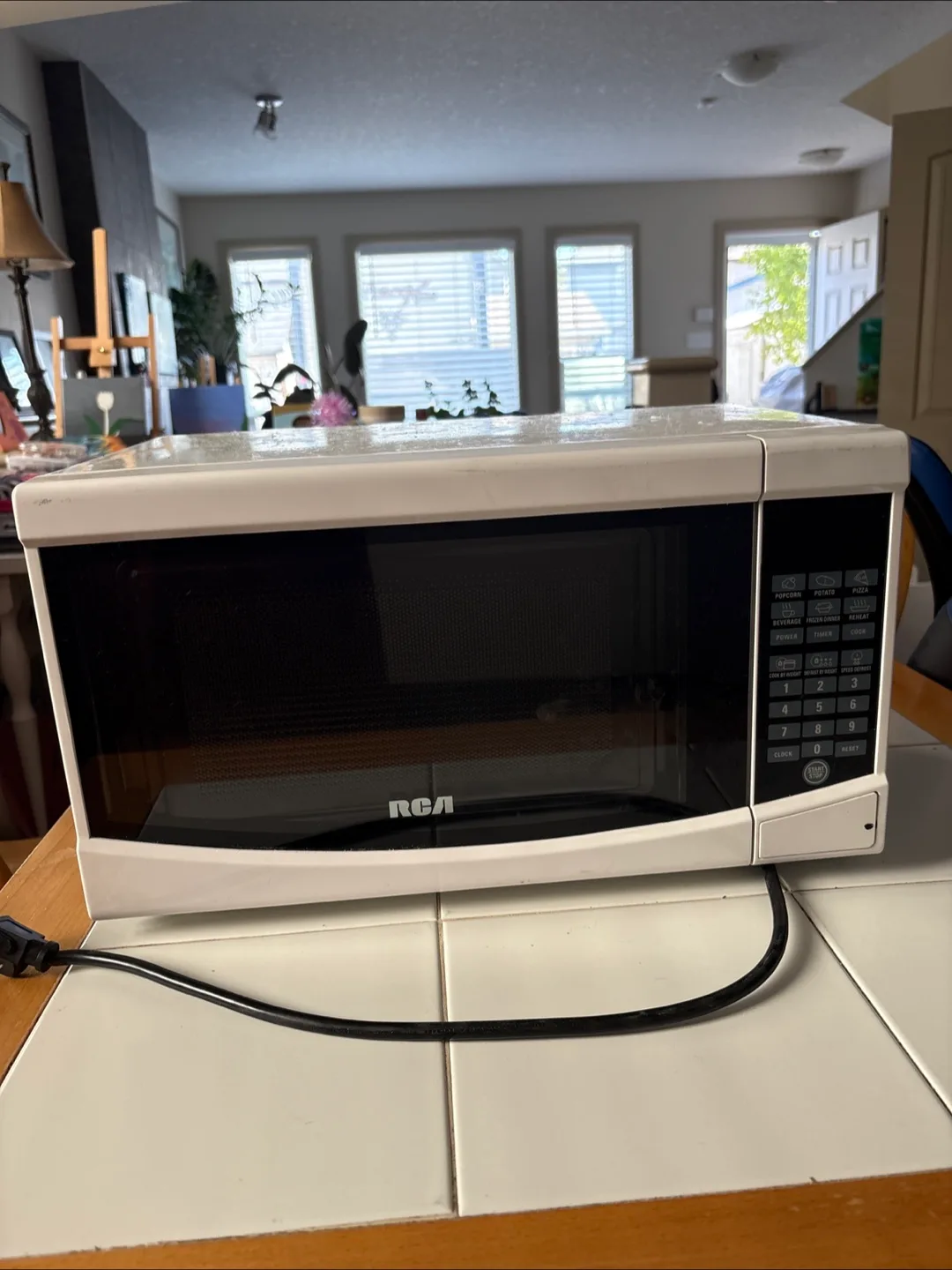 RCA White Microwave #freecycle