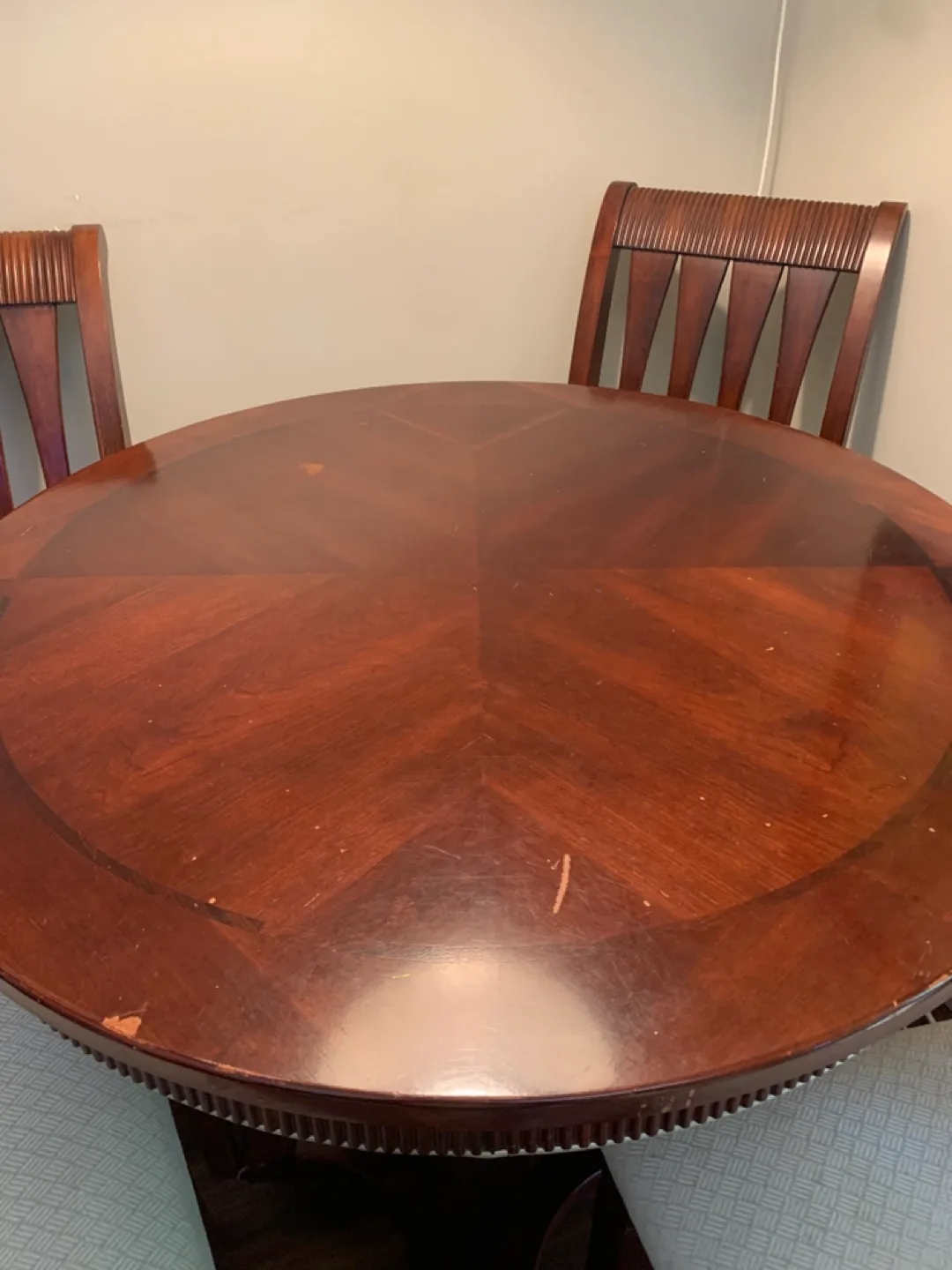 Round Pub Table Set with 4 Stools image indicator(4)