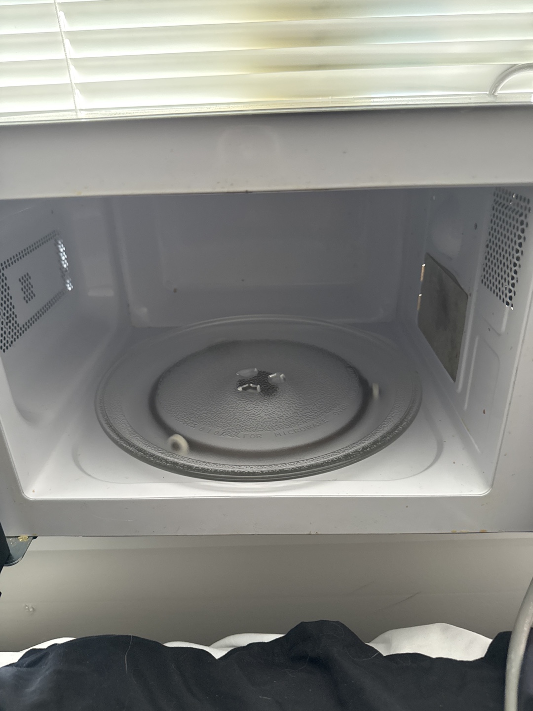 Danby Microwave - Stainless Steel - photo 2
