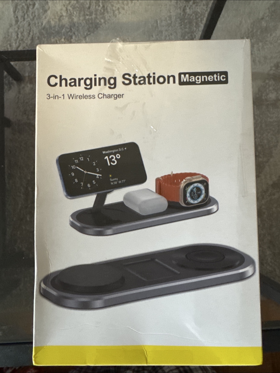 3-in-1 Magnetic Wireless Charging Station