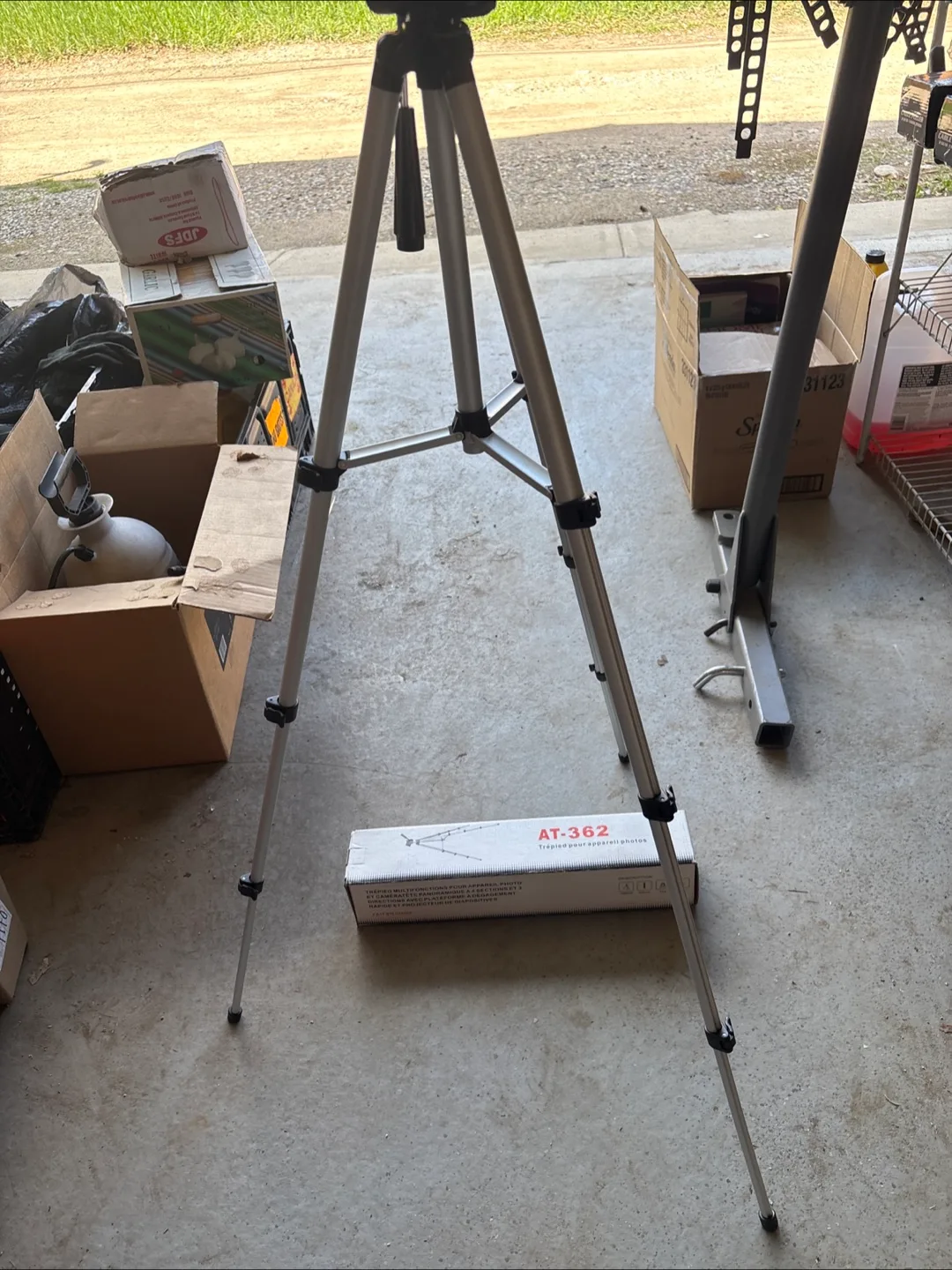 AT-362 Tripod for Camera thumbnail