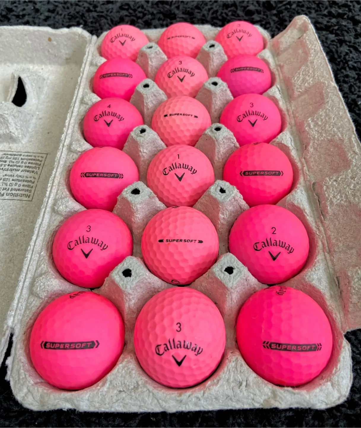 18 Callaway Supersoft Pink Golf Balls thumbnail
