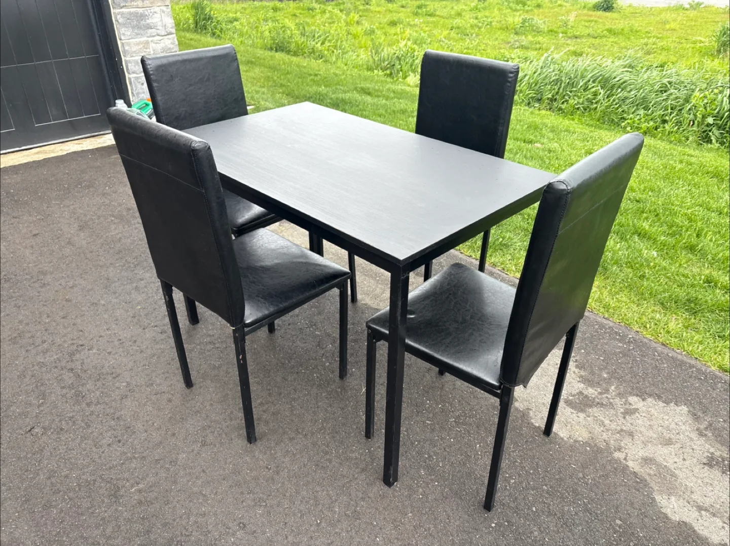 FREE DELIVERY✅• DINING / DINNER / KITCHEN TABLE SET (4 chairs) thumbnail