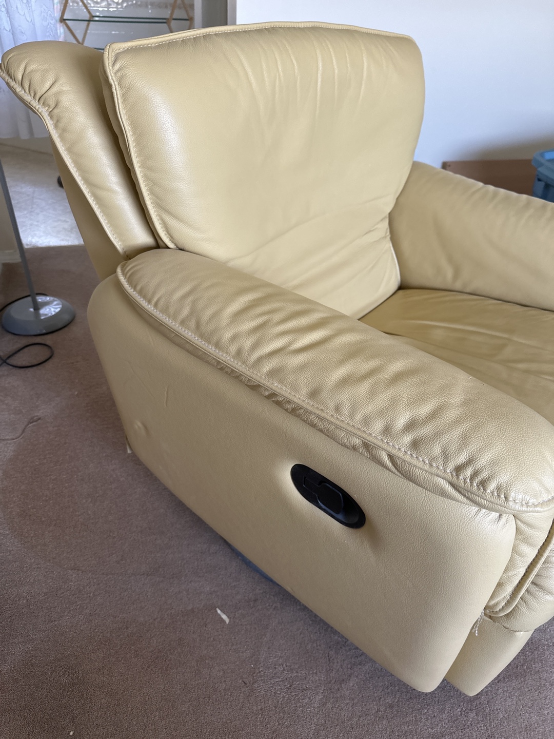 Reclining Leather Chair - Pale Yellow - photo 3