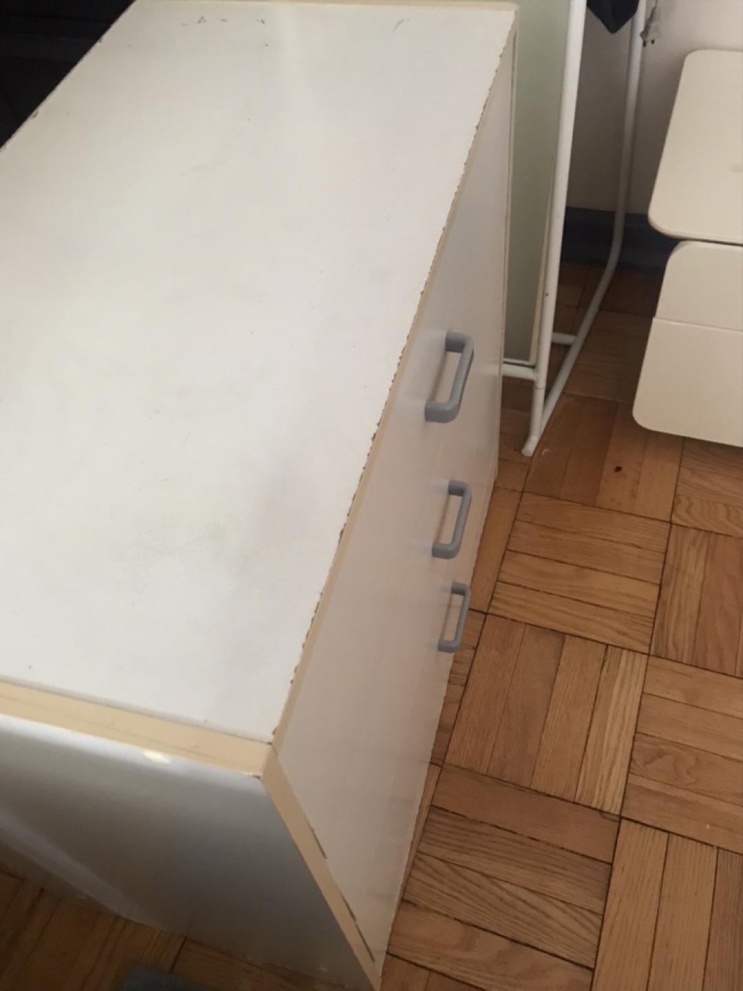 White Three-Drawer Dresser - photo 5