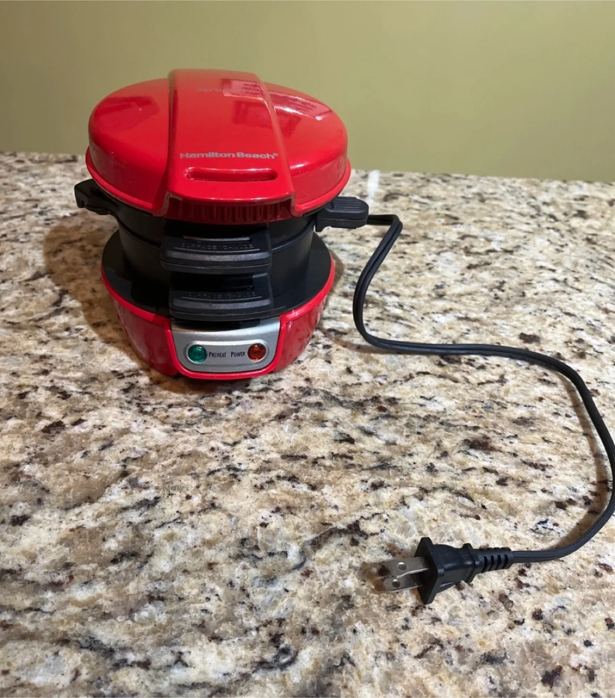 Hamilton Beach Breakfast Sandwich Maker - Red image indicator(3)