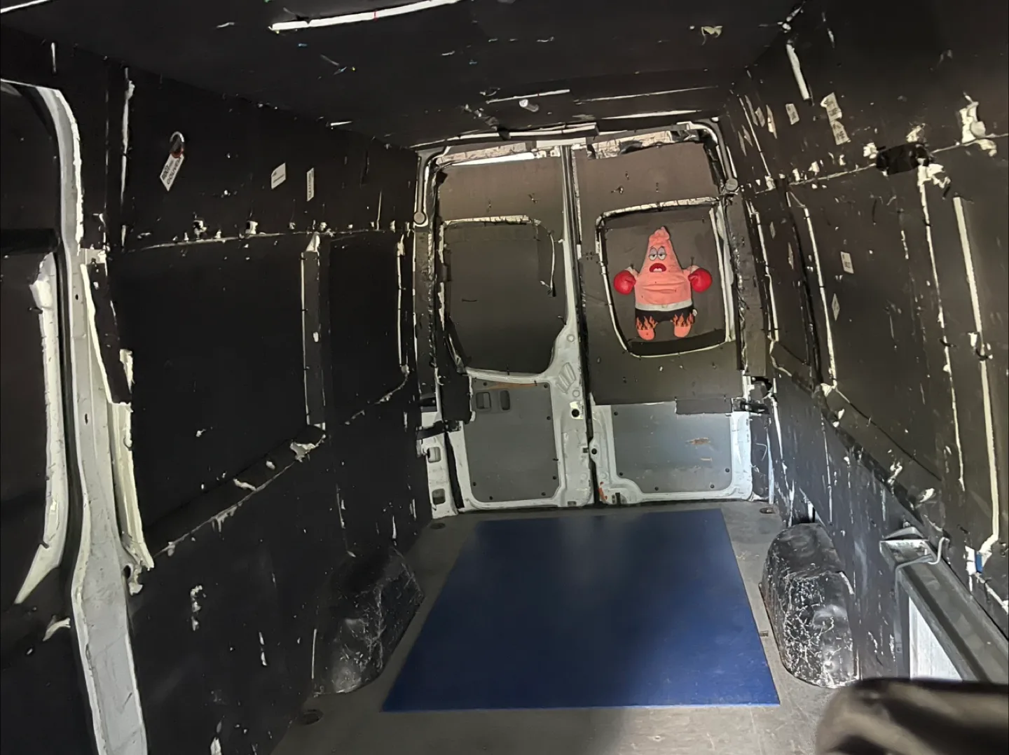 2012 Mercedes-Benz Sprinter 2500 Cargo Van image indicator(5)