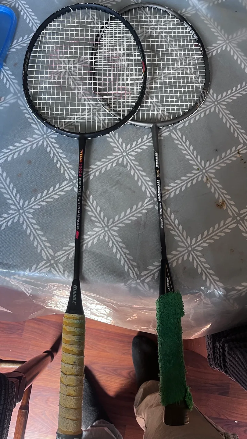 Yonex Zircsaber Badminton Rackets with Bag thumbnail
