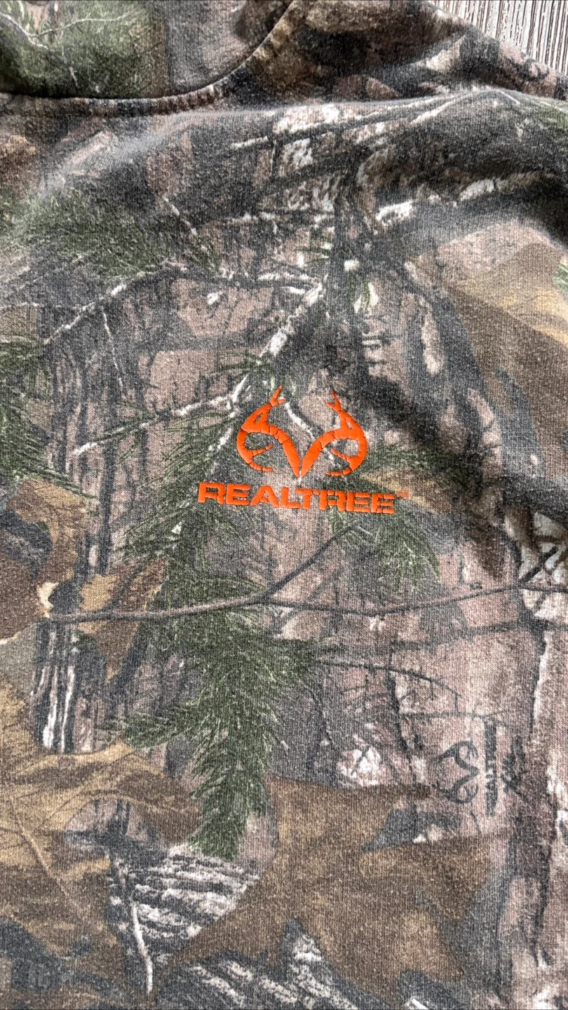 Realtree Large Camo Hoodie image indicator(2)