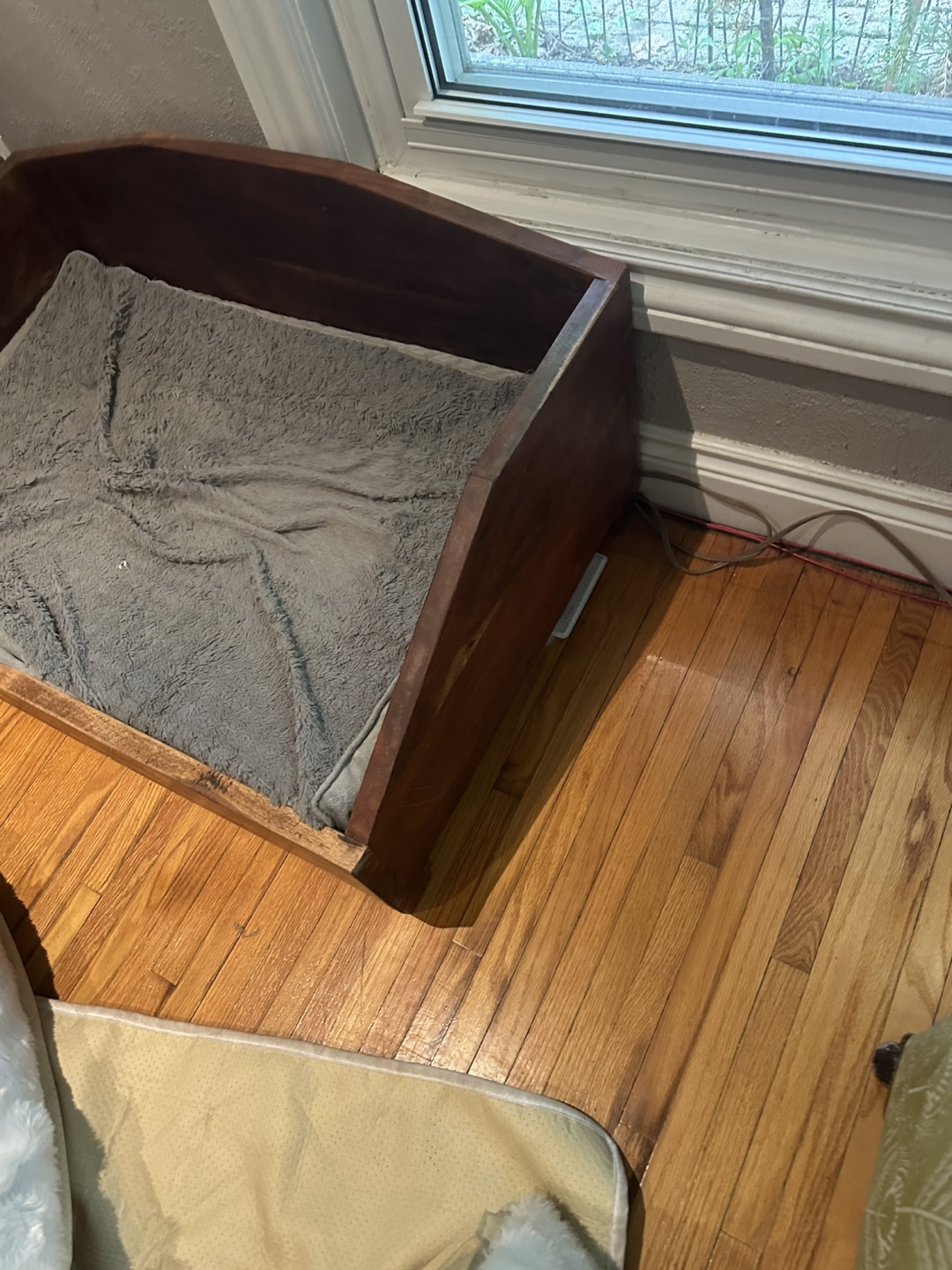 Wooden Dog Bed - photo 2