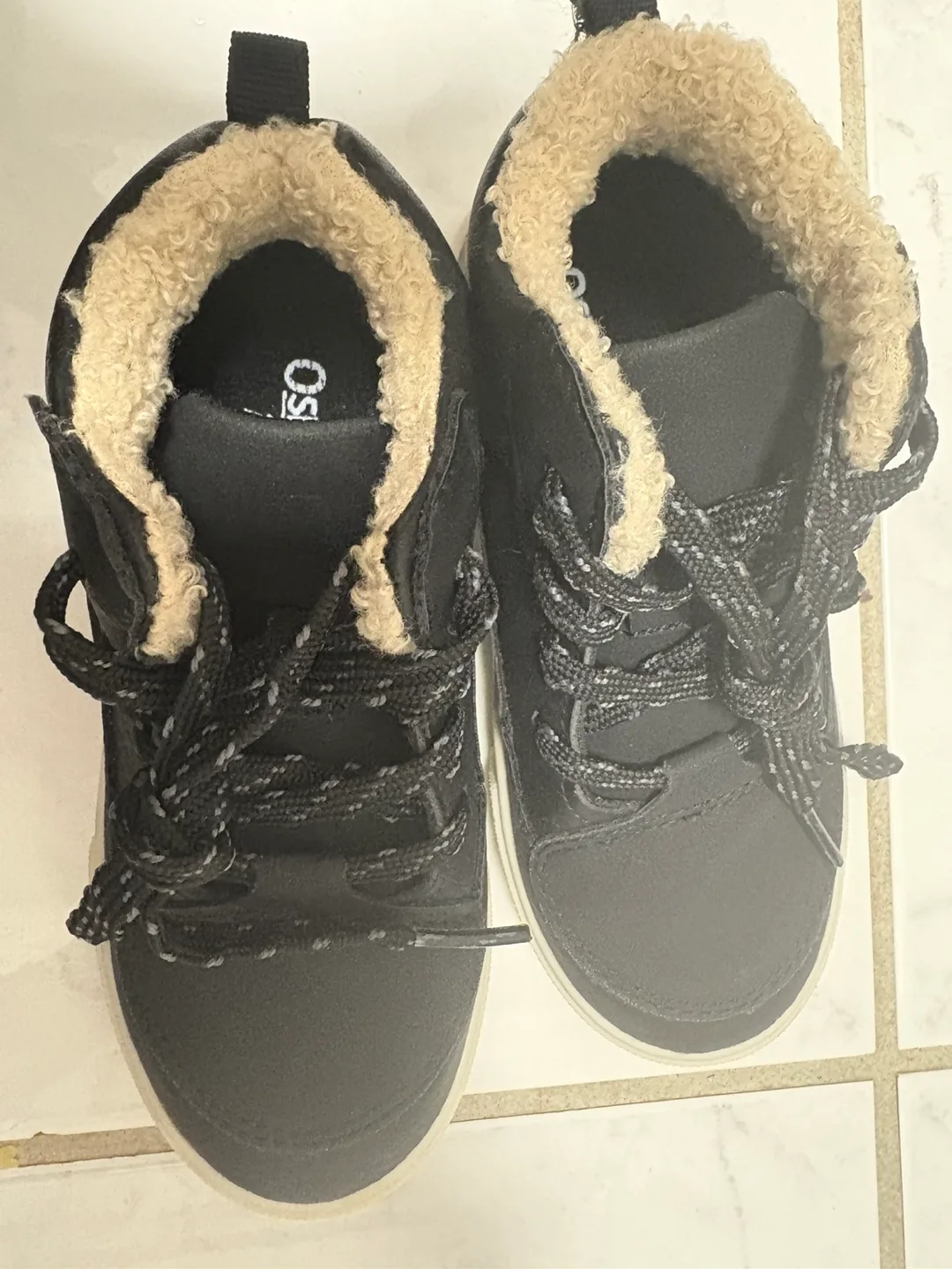 Kid's Black High-Top Winter Boots - Size 10 thumbnail