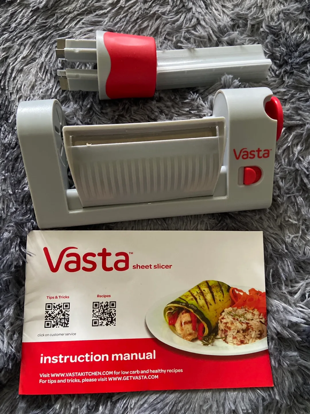 Vasta Veggie & Fruit Sheet Slicer with Attachments thumbnail