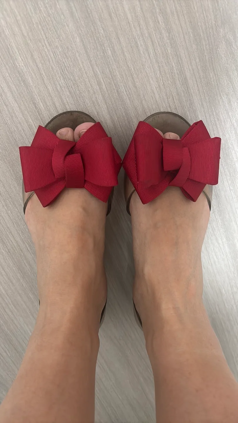 Jelly flats with red bow size 5 image indicator(3)