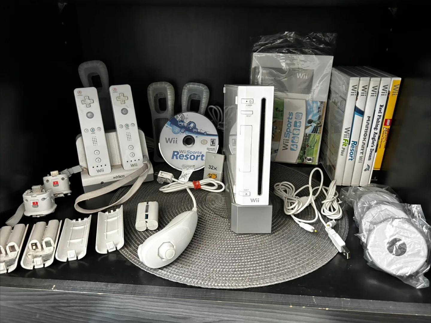 Wii Balance Board and Fitness Bundle thumbnail