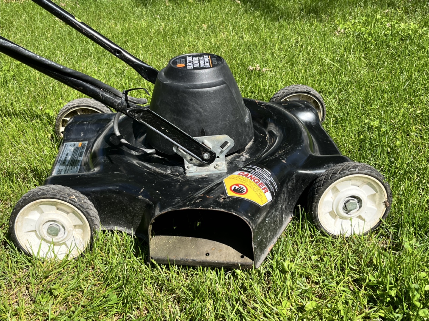 Electric Corded Lawnmower